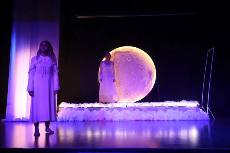 ‘Hürriyetin Kadınları-Kalp Aynası’ Adlı Tiyatro Oyunu Kartal’da Sahnelendi