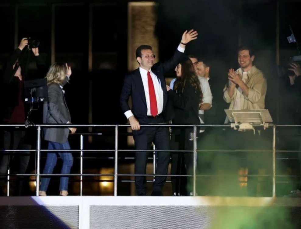 Ekrem İmamoğlu yeniden İBB Başkanı seçildi
