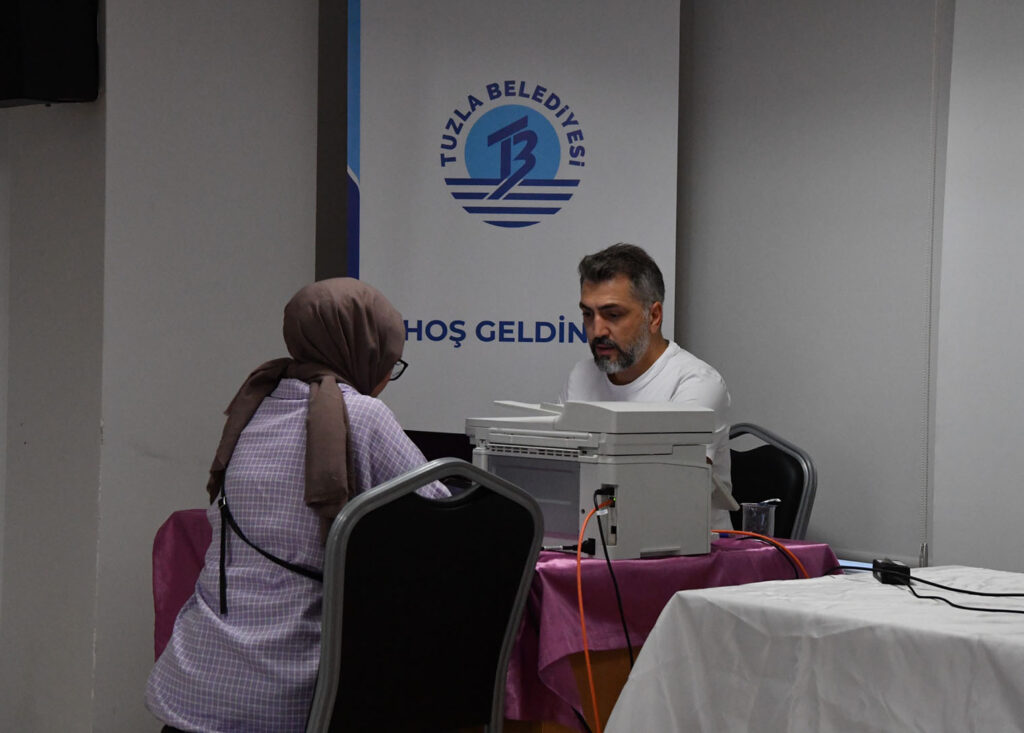 Tuzla Belediyesi’nden üniversite adaylarına ücretsiz destek