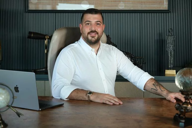 Genç Parti yeniden ayağa kalkıyor Yeni İstanbul İl Başkanı Uğur Toptaş oldu!