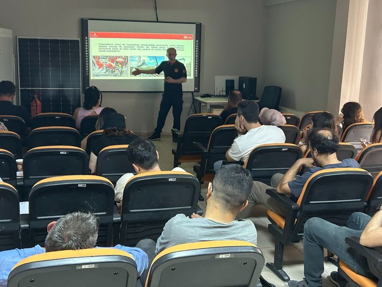 İBB AFETTE REHBERLİK VE TERCÜMANLIK PROJESİ