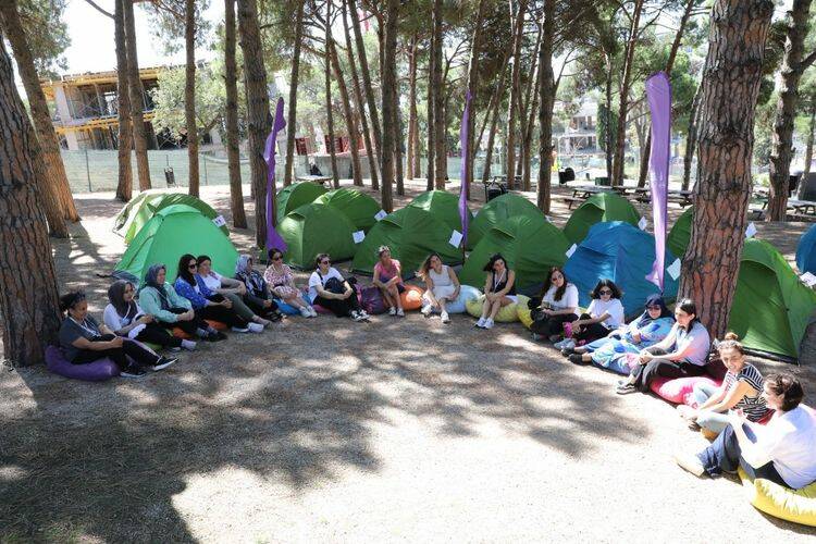 İBB’DEN KADINLAR KAMPI