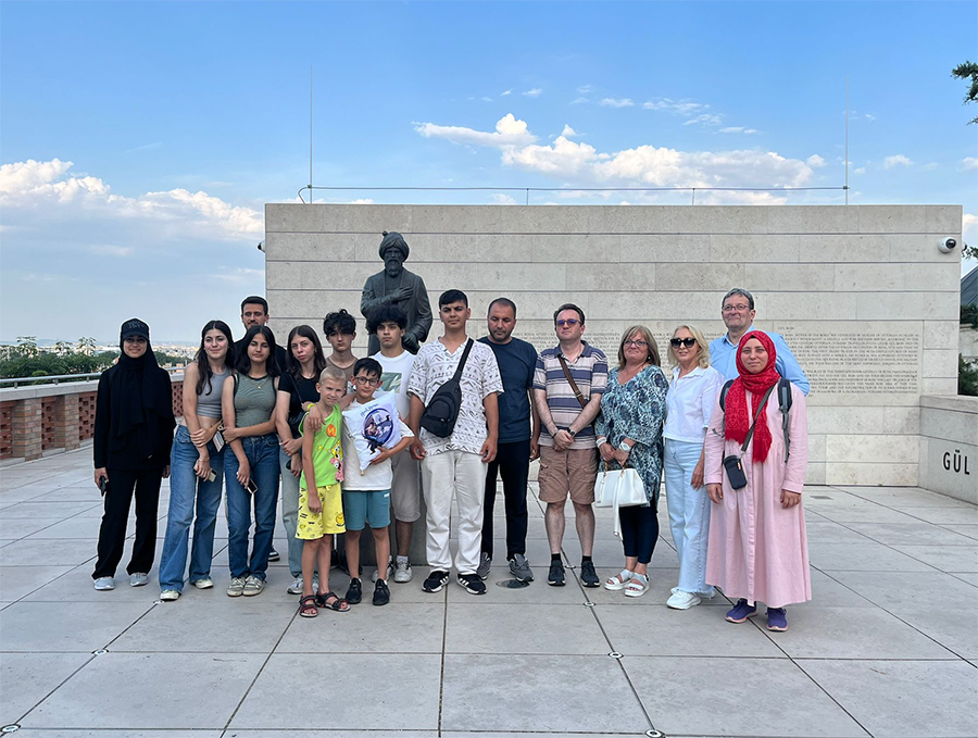 Pendikli Öğrenciler Macaristan’da