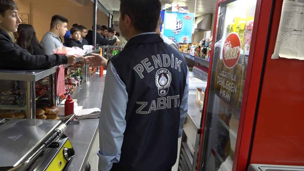Pendik Zabıtası Okul Kantinlerini Denetledi