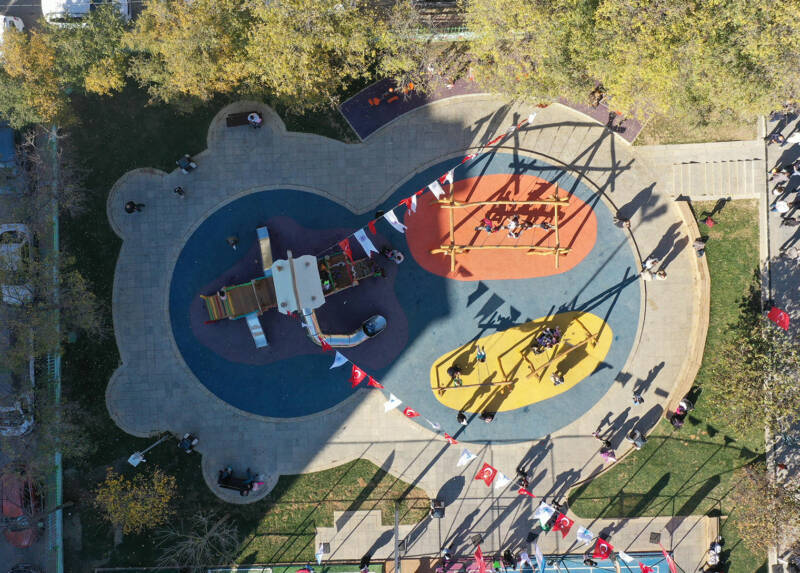 Yenilenen Şehit Sezgin Zorba Parkı Tuzlalıların hizmetine açıldı
