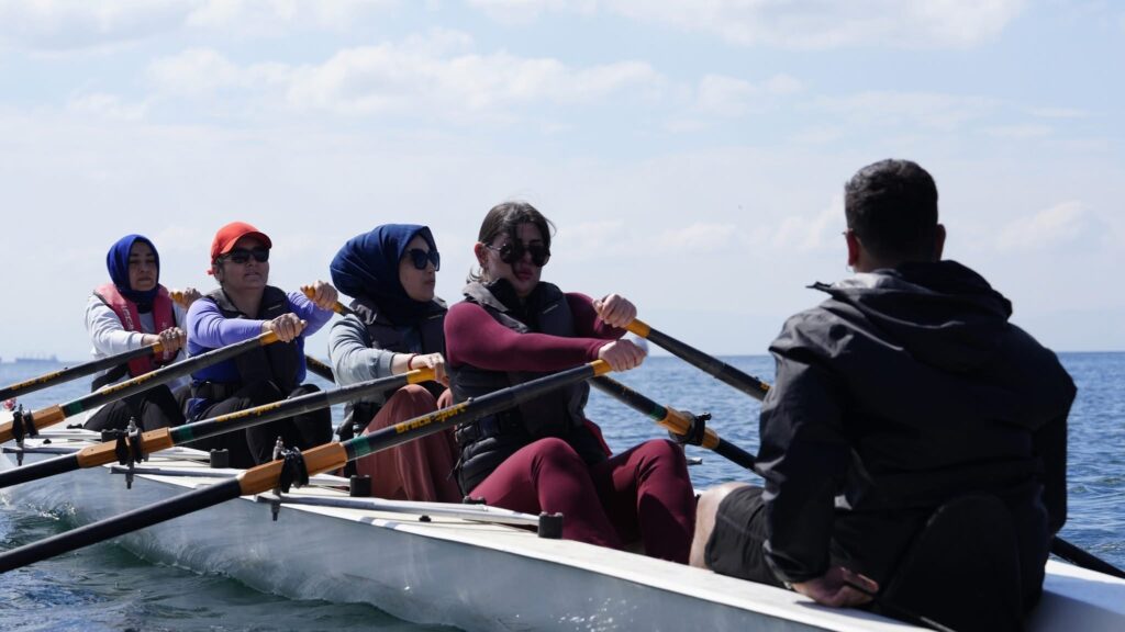 Kartal Belediyesi Su Sporları Merkezi’nde Her Ay 244 Vatandaş Eğitim Alıyor
