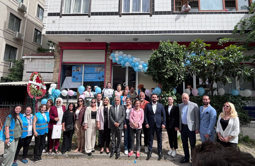 Kartal Hayvanseverler Derneği açıldı