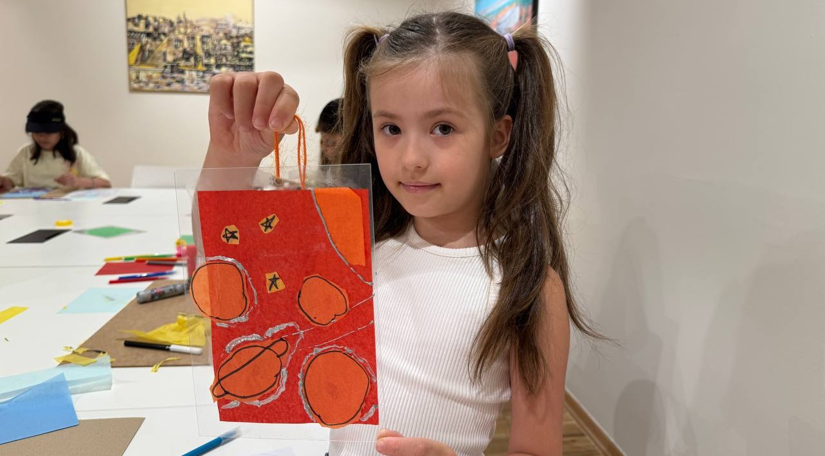 Camdan Gezegenler Atölyesi ile Kadırga Sanat Galerileri’nde Renkli Bir Yolculuk Başladı