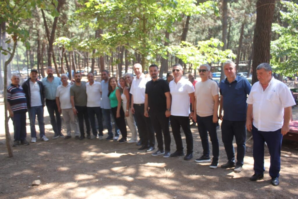 SÖĞÜTLÜ KÖYÜ VE MEZRALARI GÜZELLEŞTİRME VE KALKINDIRMA DERNEĞİ’NDEN DOSTLUK PİKNİĞİ