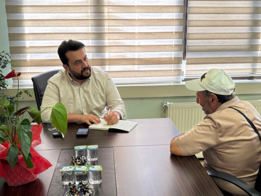 Haydar Göksoy ,Her Perşembe Kartallı Vatandaşlarla