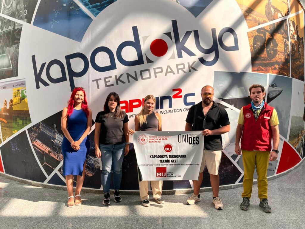 Kapadokya’da Bilim ve Kültür Buluştu: Üniversitelilerden Teknoloji ve Tarihe Yolculuk