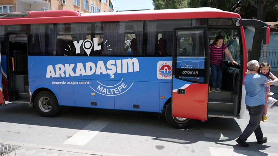 Zümrütevler Mahallesi’ne pazar servisi başlıyor