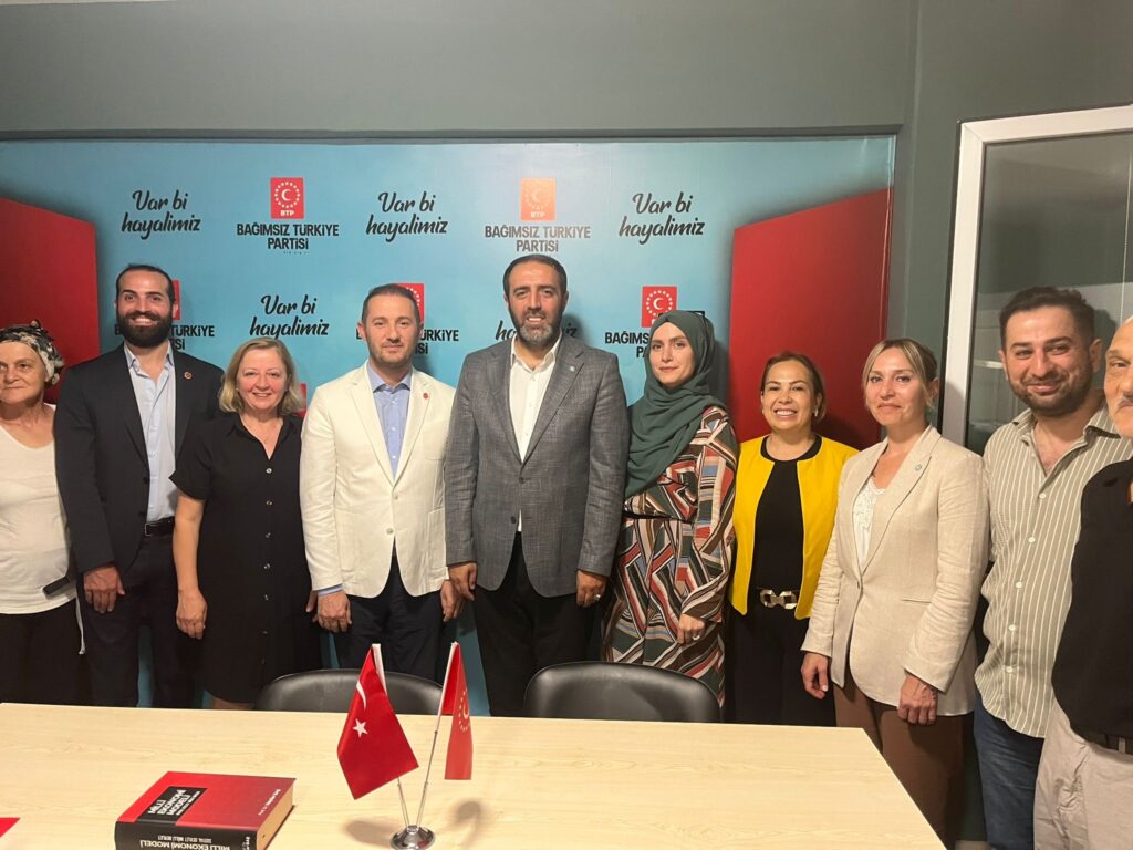 İYİ Parti Kartal İlçe Başkanlığı’ndan BTP Kartal İlçe Başkanlığı’na Ziyaret