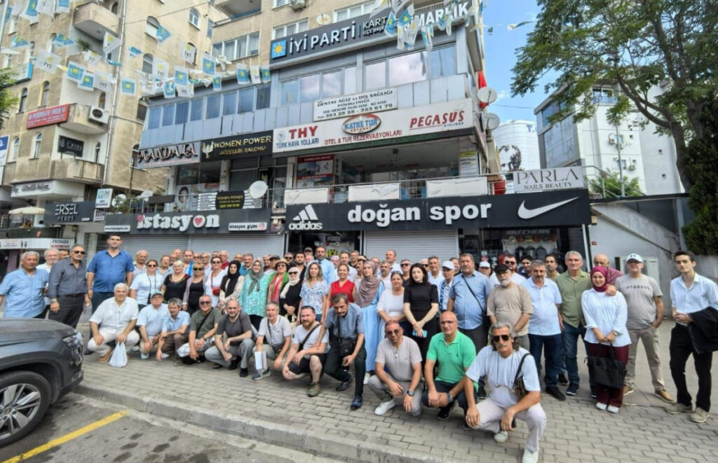Birinci Vazifen” temalı mitinge katıldılar