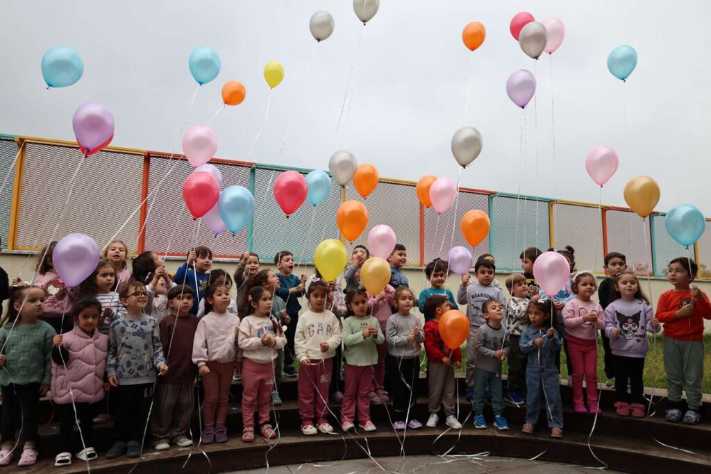 MİNİK YÜREKLERDEN BÜYÜK DAYANIŞMA