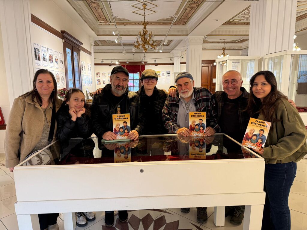 Çizgi Roman Okulu Sergisi Açıldı