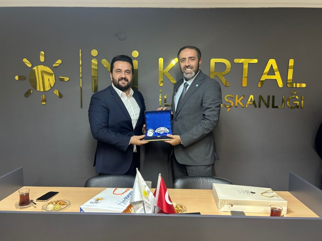 AK Parti Kartal İlçe Başkanlığı’ndan İYİ Parti Kartal İlçe Başkanlığı’na Ziyaret