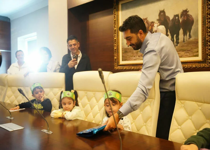 Miniklerden kamu kurumlarına farkındalık ziyareti