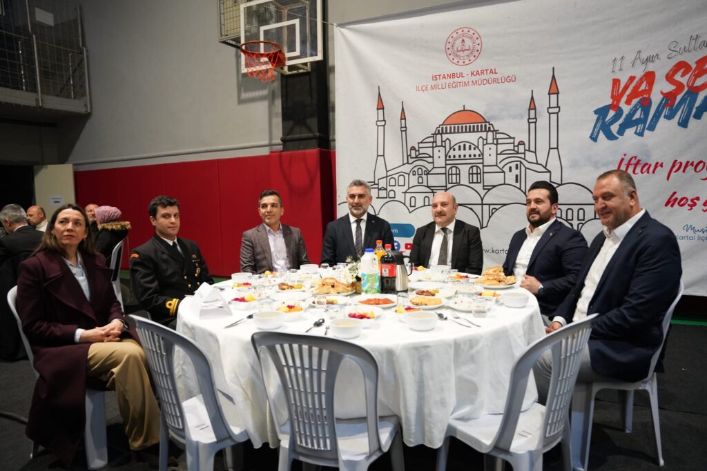 Kartallılar, İlçe Milli Eğitim’in İftarında Buluştu