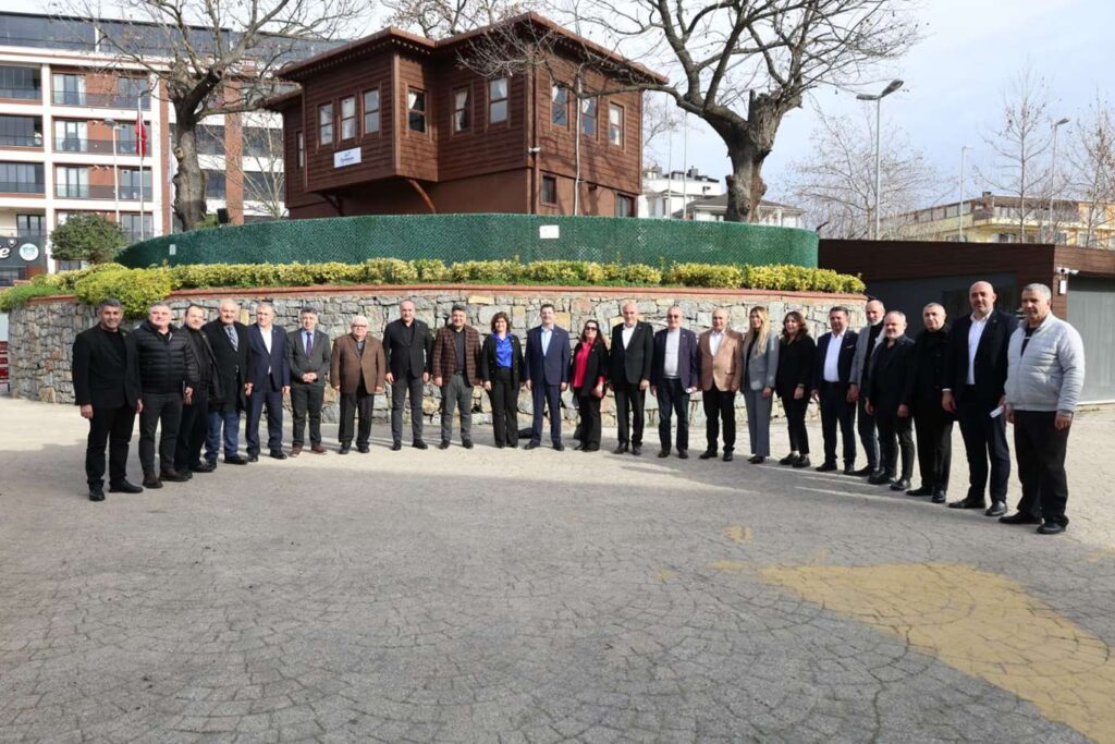 BAŞKAN ORHAN ÇERKEZ, MAHALLE MUHTARLARIYLA İSTİŞARE TOPLANTISINDA BİR ARAYA GELDİ