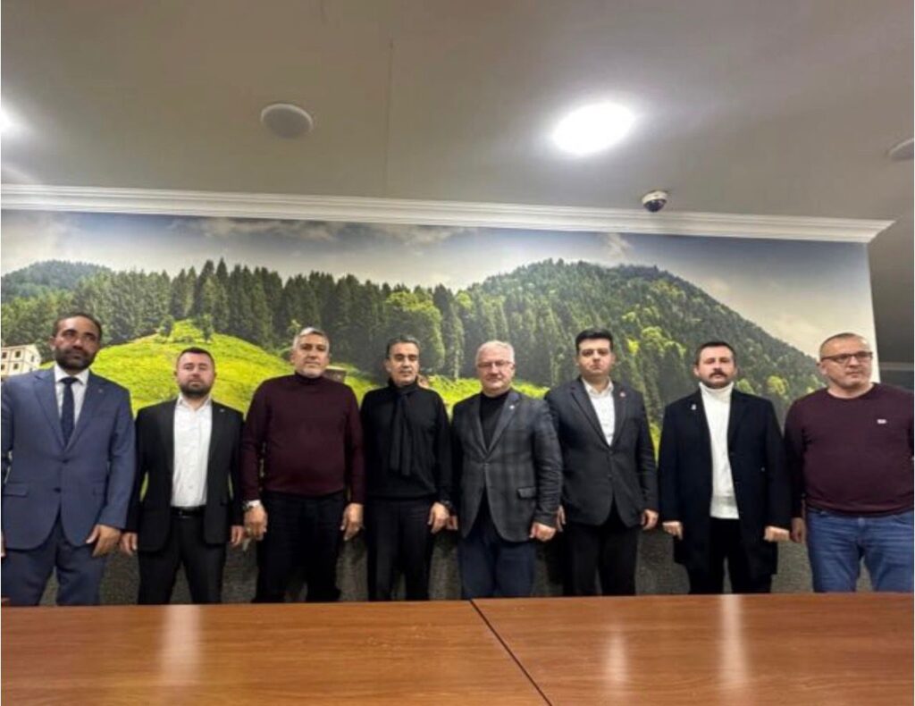 Kandıra’da “Büyük Aile Sofrası” İftarına Muhalefetten Tepki