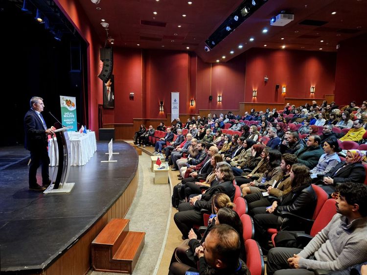 İBB’DEN FARKINDALIK PANELİ: EKRAN BAĞIMLILIĞI VE OBEZİTE