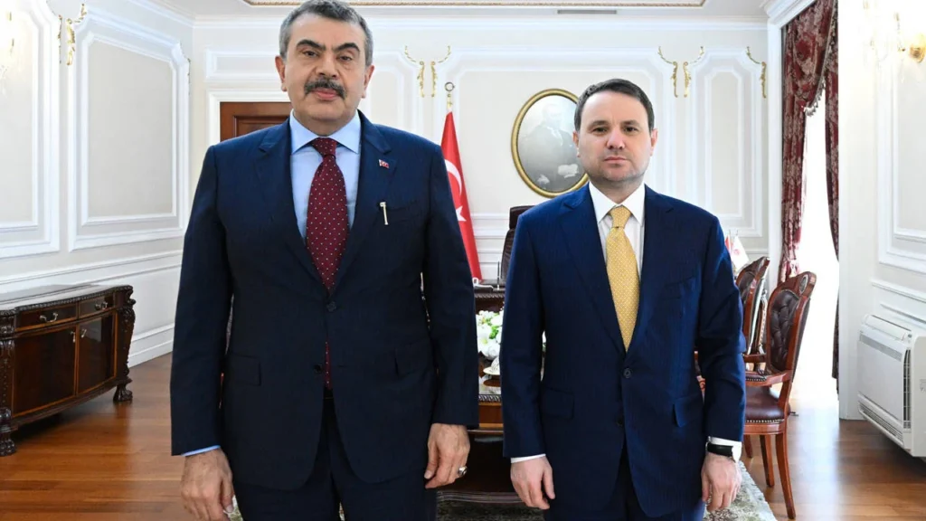 Yusuf Tekin’le Akın Gürlek buluştu