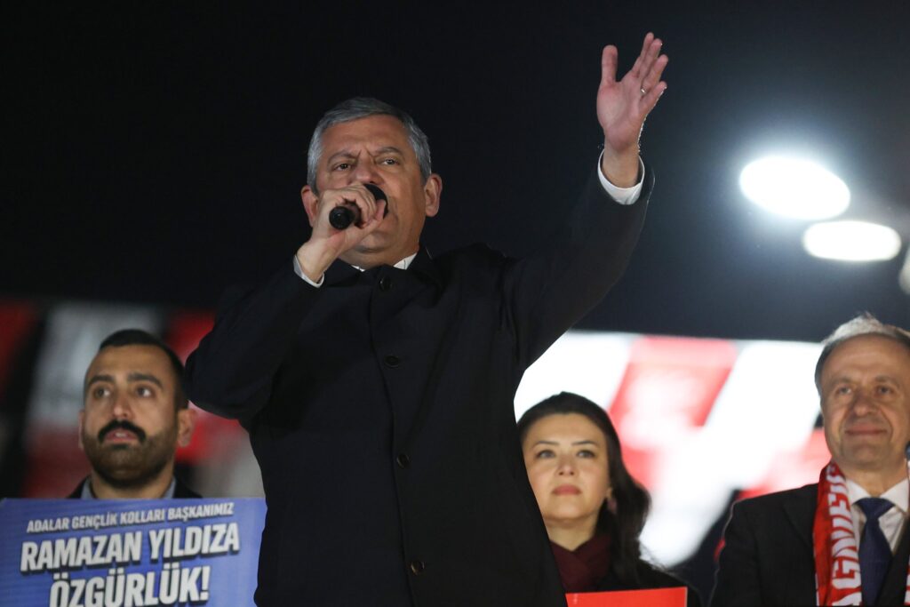 Özgür Özel Pendik’ten Seslendi