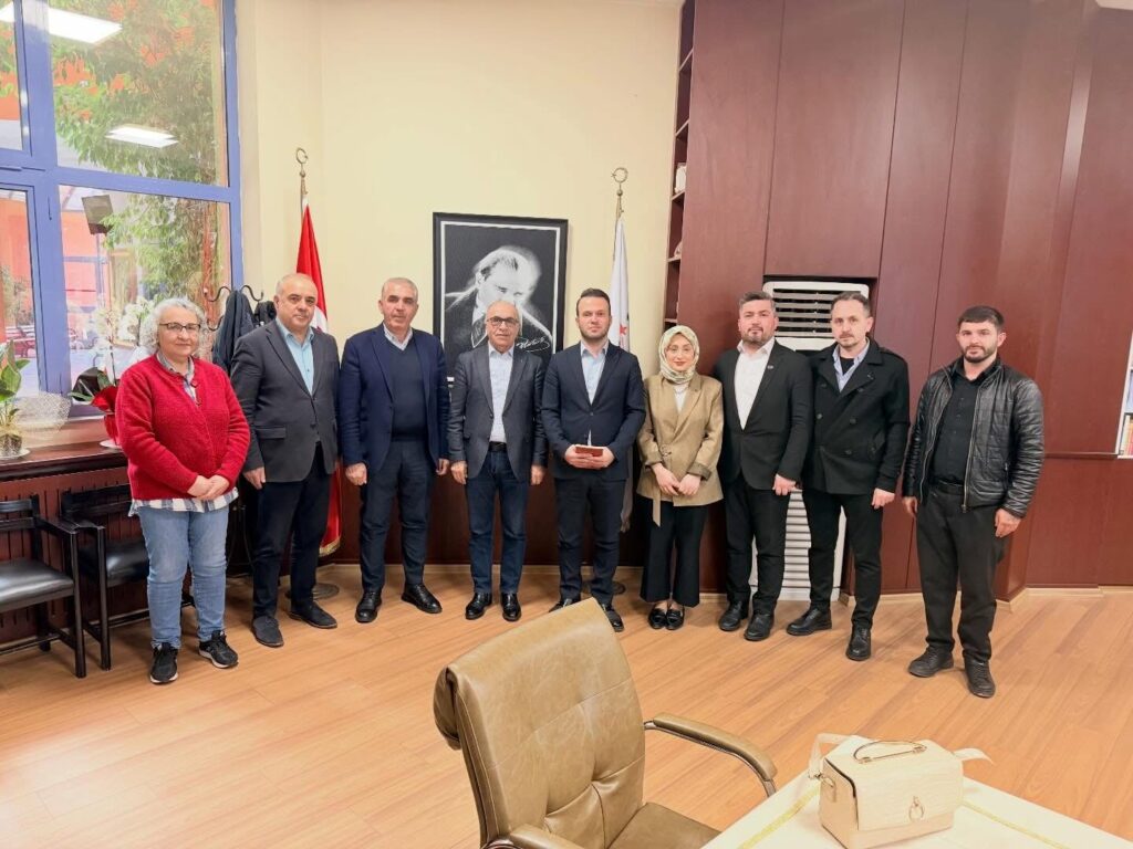 Yunus Şahin’den Kartal Cemevi Vakfı’na Ziyaret