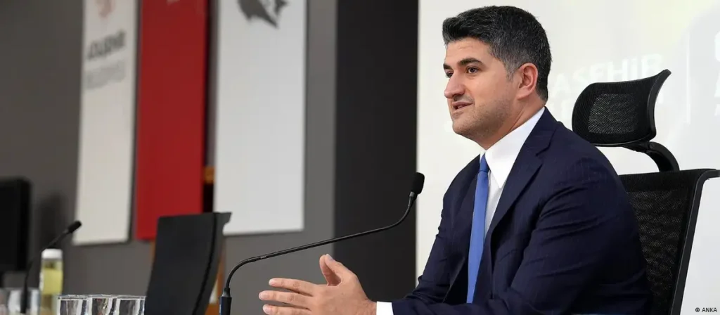 Ataşehir Belediye Başkanı Onursal Adıgüzel gözaltına alındı