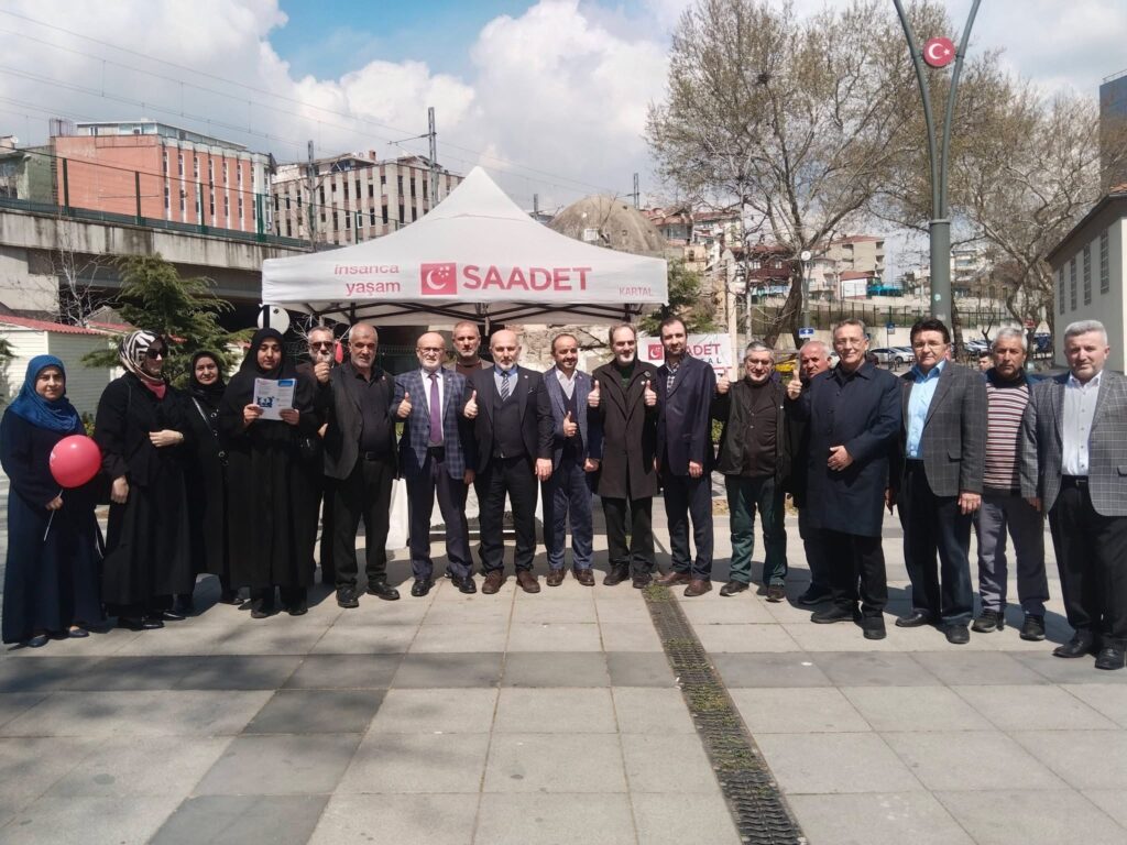 Saadet Partisi İstanbul Kadın Kolları, toplumsal ve siyasal alanda yaşanan sorunlara dikkat çekti