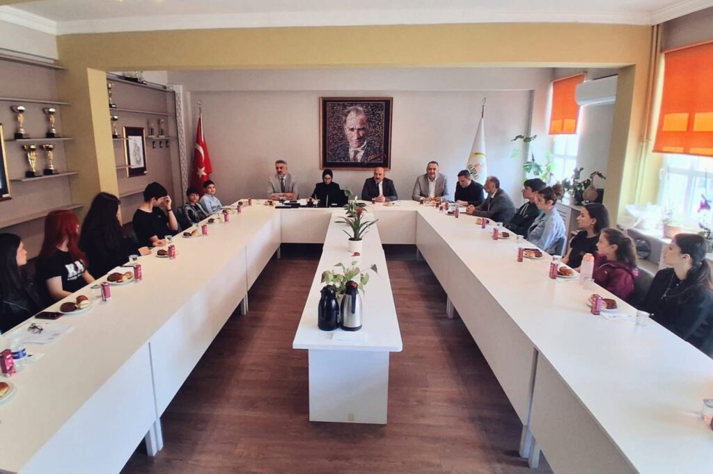 Kartal’da Öğrencilerden Yöneticilere Doğrudan Mesaj